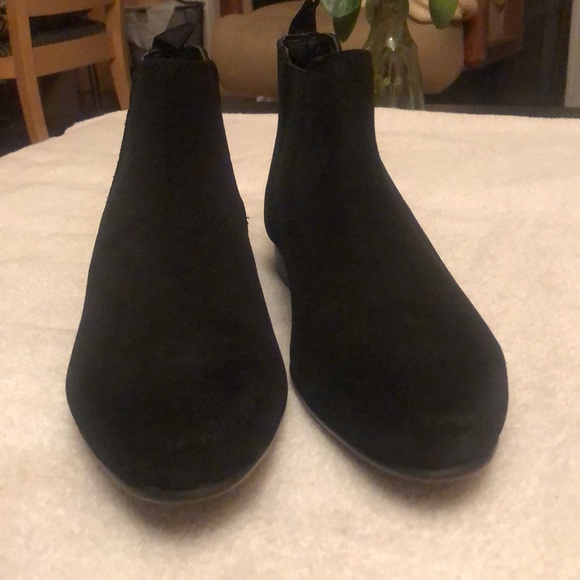 Black Suede Chelsea Boots - Picture 4 of 9
